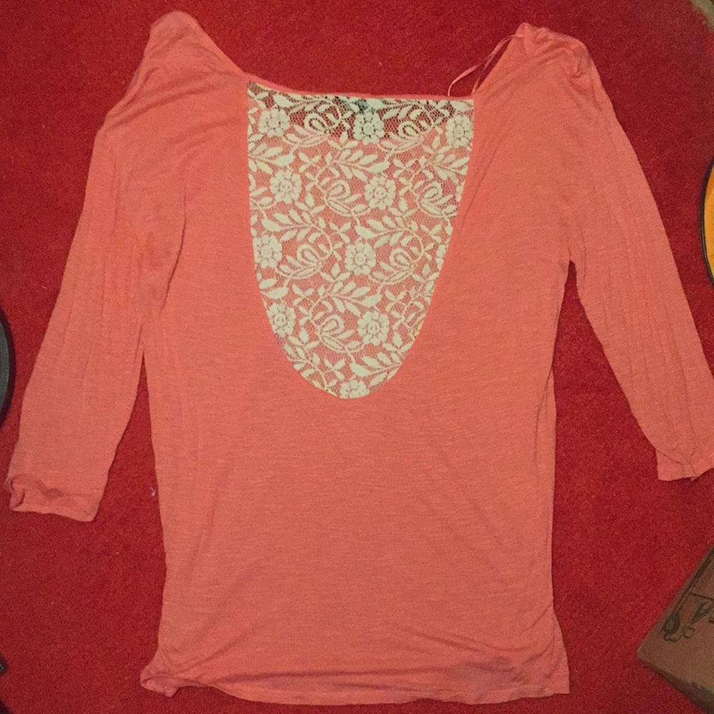 American Eagle lace back coral shirt